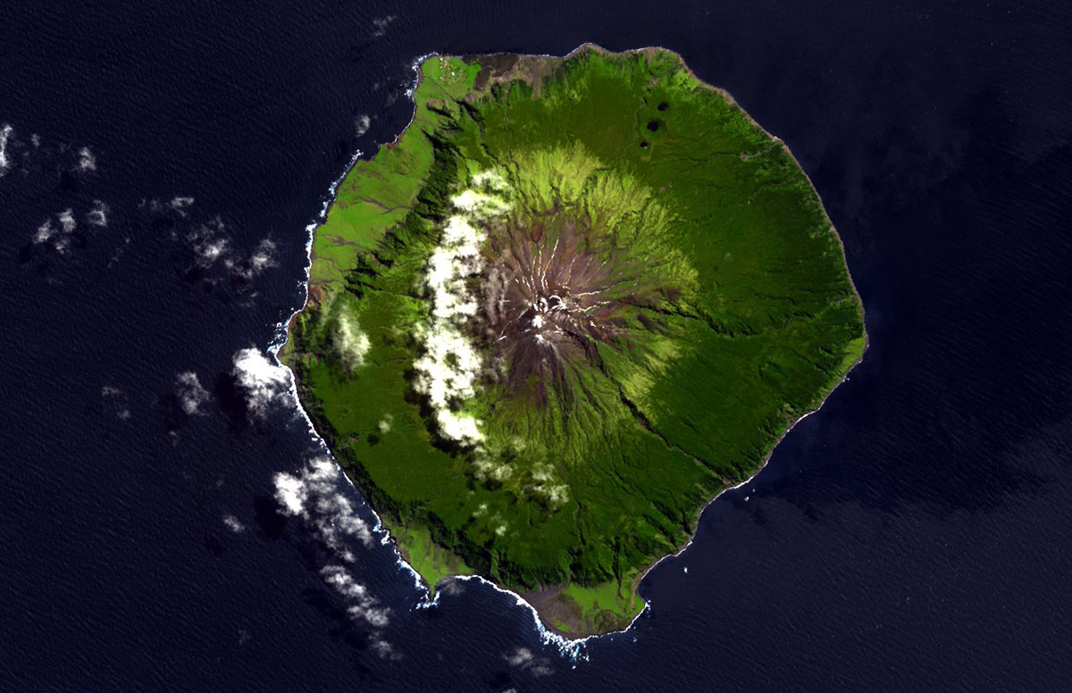 Vista satelital de Tristán da Cunha